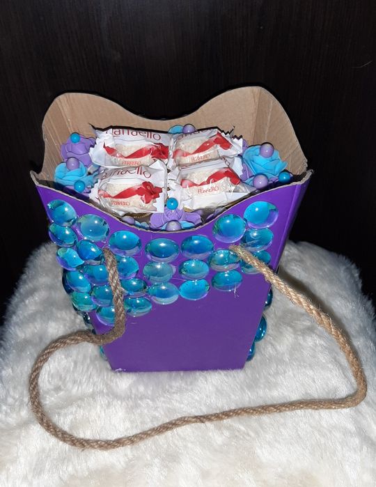 Coșuleț cu dulciuri