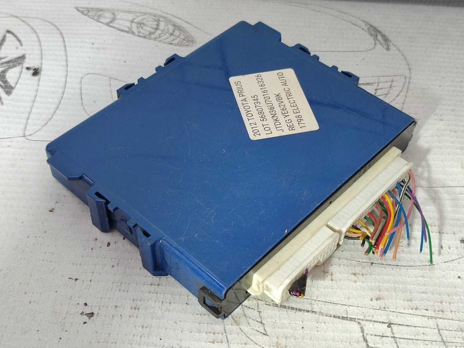 Modul cheie Toyota Prius (XW30) COD: 8999047051 2012 / [2009-2015] / (5G3)