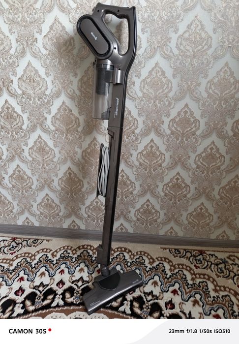 Пылесос продам..