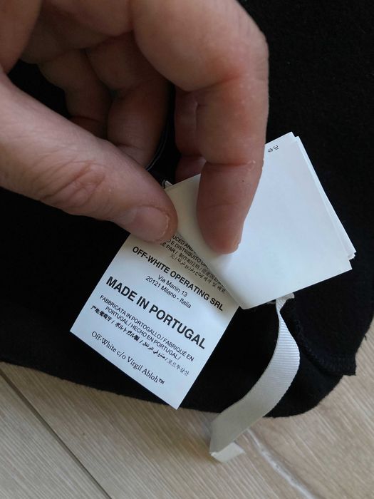 Off White мъжка черна тениска размер S