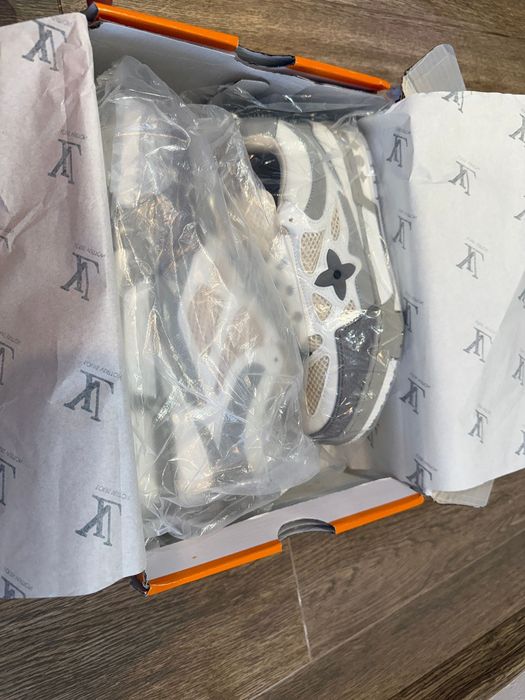Snekers Louis Vuitton Skate,grey