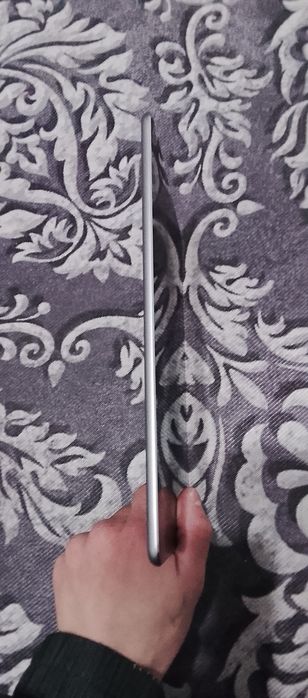 Продам iPad Air 2