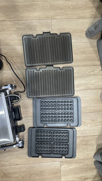 Гриль Delonghi MultiGrill CGH 1030D