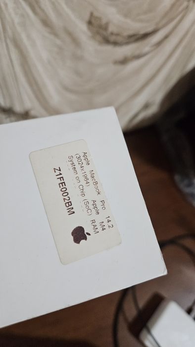 Macbook M4Pro 14 24gb/512