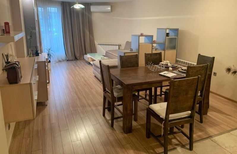 Дава се под наем Двустаен апартамент в София, Люлин 1 - 76 кв.м за 357 € - Снимка #1
