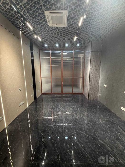 Срочно офис в Piramit tower (А7)