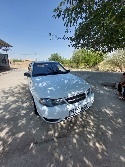 Mashina sotiladi yili 2014 narxi 65 mln