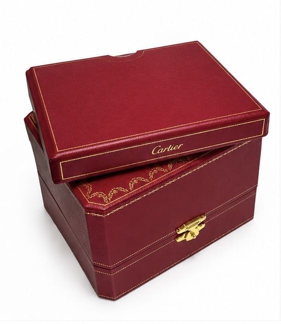 Часовник Cartier Santos
