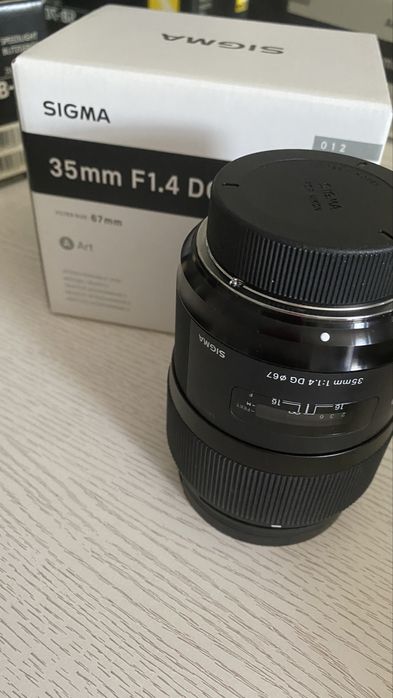 Объектив Sigma 35mm (Nikon)