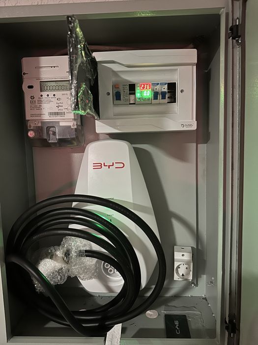 Установка зарядных станций для Электромобилей.