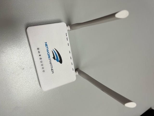 Open WRT Wi-Fi 300 Mbps Router