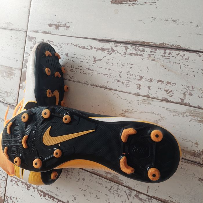 Детски бутонки Nike