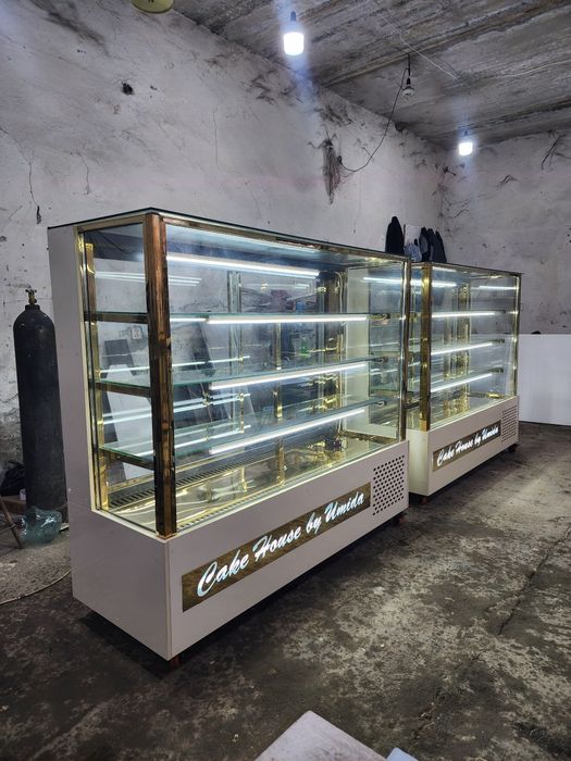 Витриные холодильник