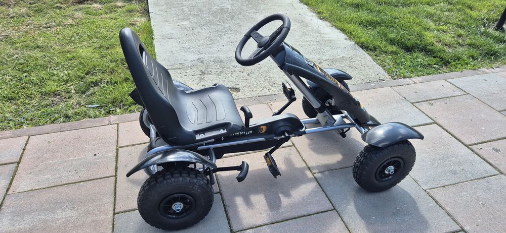 Kart cu pedale F618 Air negru Kidscare