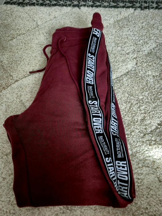 Pantaloni de trening de dama