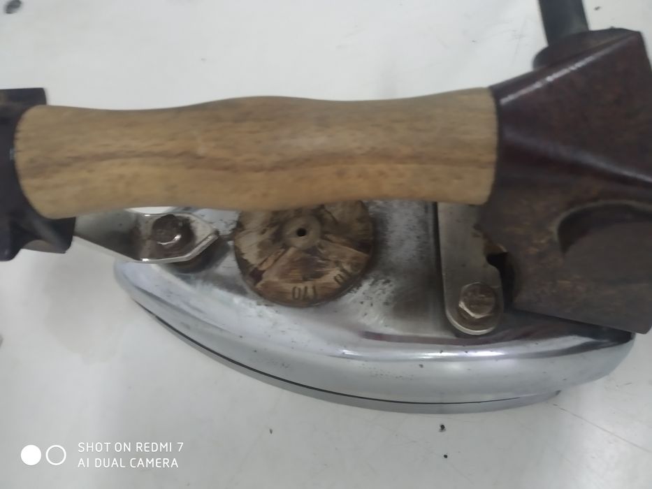 Тяжёлый утюг СССР 5 кг