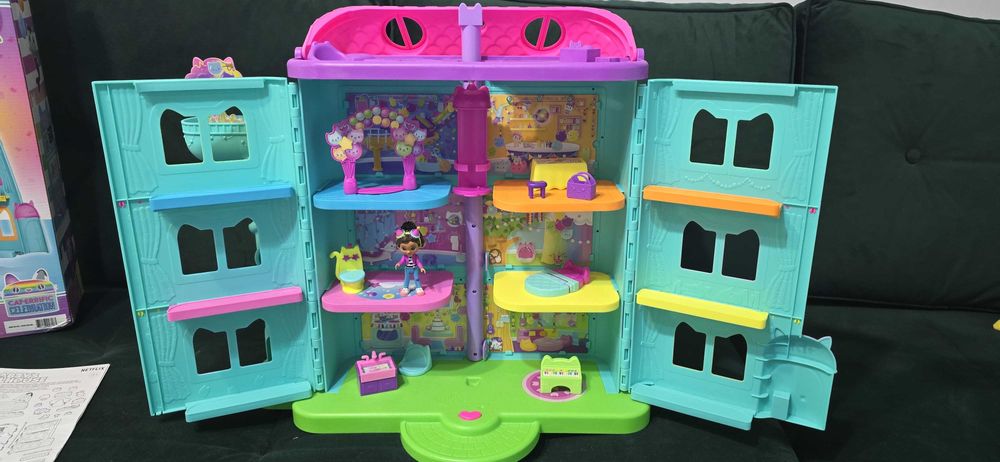 Casa Gabby's dollhouse