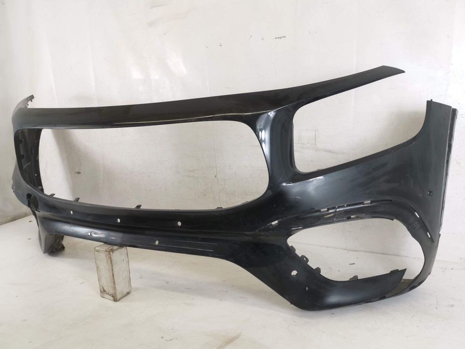 Предна броня Мерцедес-Бенц ГЛБ / Mercedes-Benz GLB [Оригинална, в добр