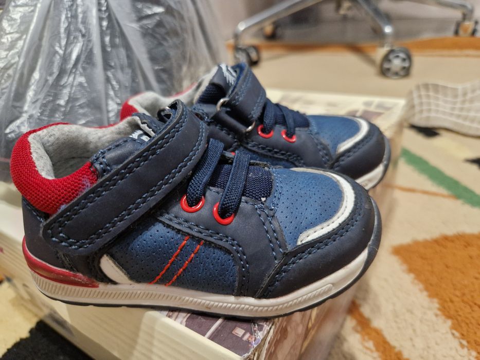 Детская обувь на мальчика