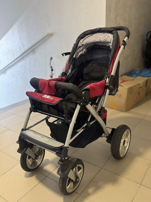 Продам детскую коляску б/у