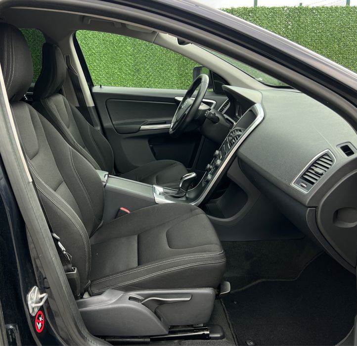 Volvo xc60 4x4 Automata , Navigatie ,Xenon