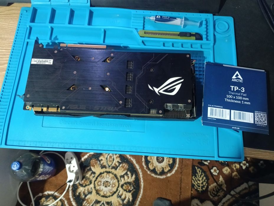 gtx ASUS ROG STRIX 1080 box + pastă / paduri noi