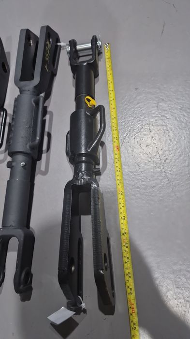 Tirant vertical tija întinzător lateral pentru toată gama de tractoare