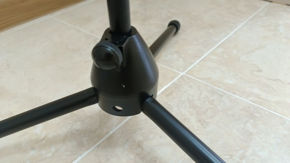 Штатив, стойка для микрофона