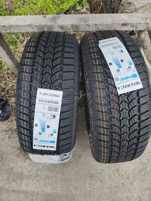 Doua anvelope de iarna