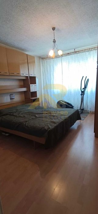 Продава се Тристаен апартамент в София, Слатина - 90 кв.м за 2212 €/кв.м - Снимка #4