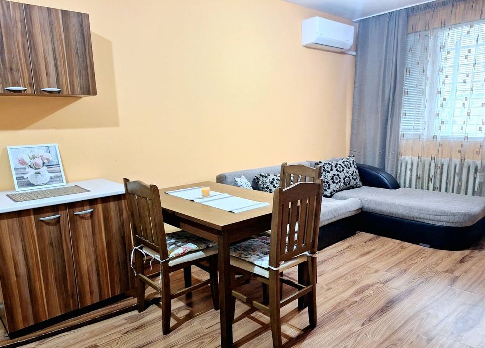 Дава под наем 2-стаен апартамент в жк. Красна Поляна до пица Доминос