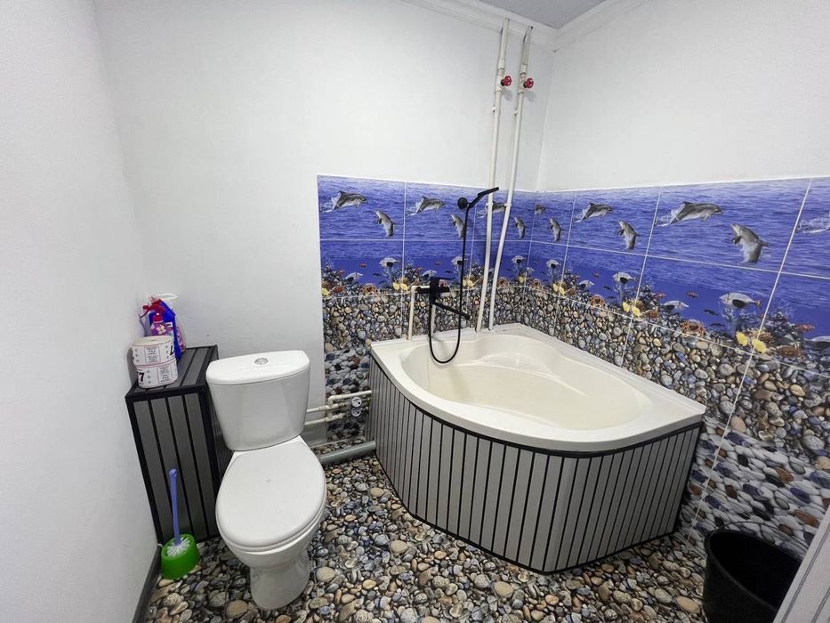 Сдается 2х комнатная квартира 
С обстановкой в горде Алмалыке