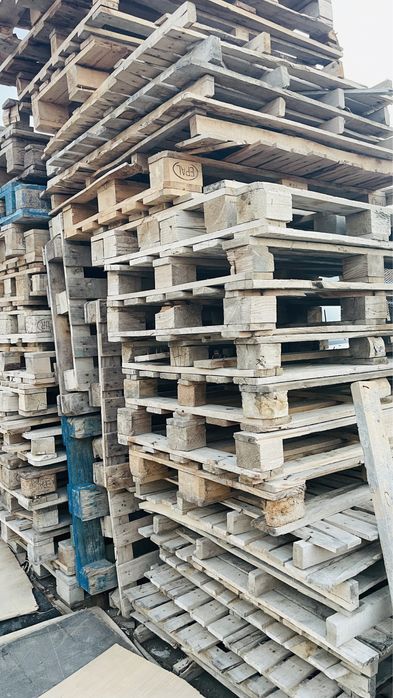 Продам поддоны по 1000 тенге