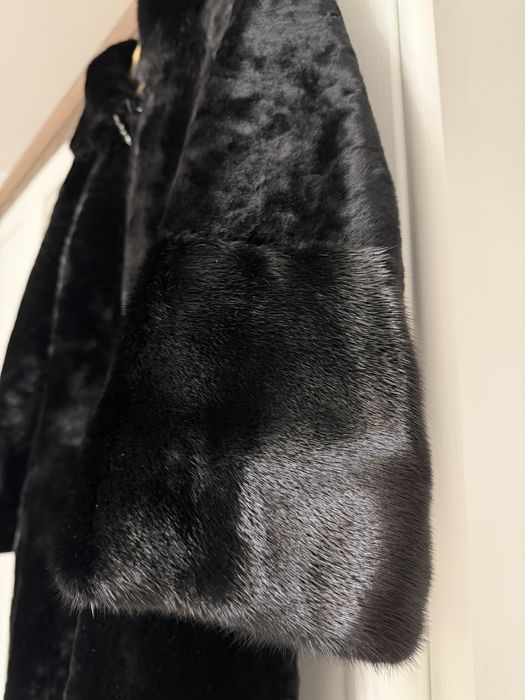 Продам мутоновую шубу