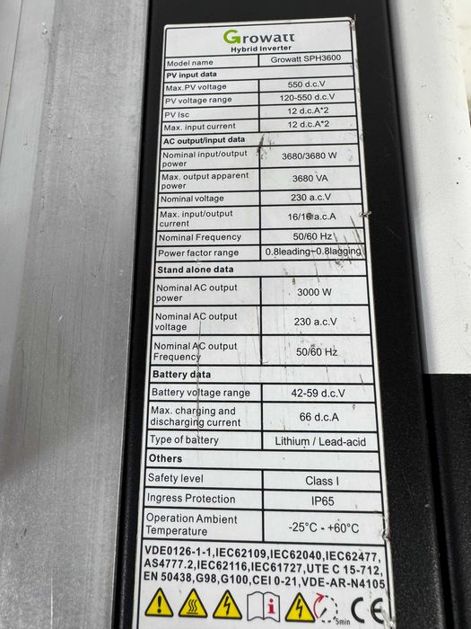 Инвертор соларен  - Growatt SPH3600 / Hibryd