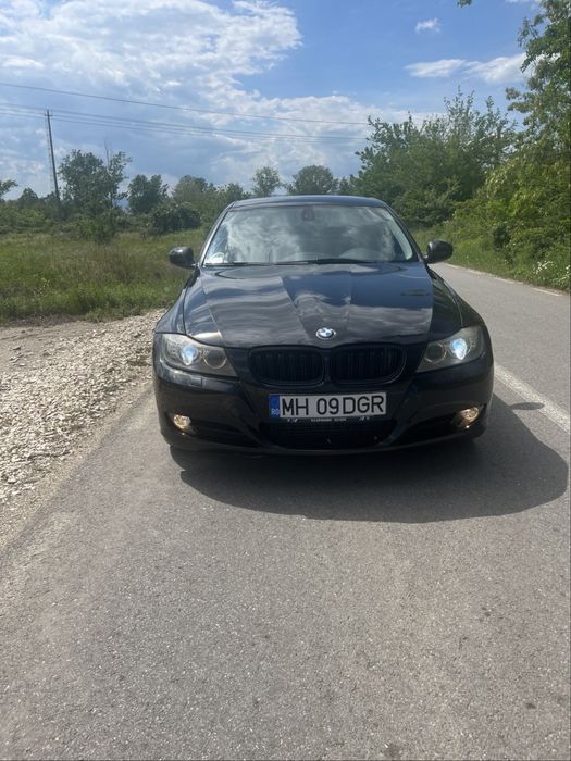 BMW 3 Series 2011