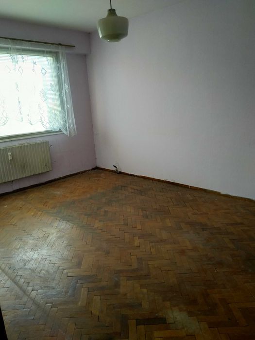 Продава се Двустаен апартамент в Перник, Изток - 57 кв.м за 965 €/кв.м - Снимка #1