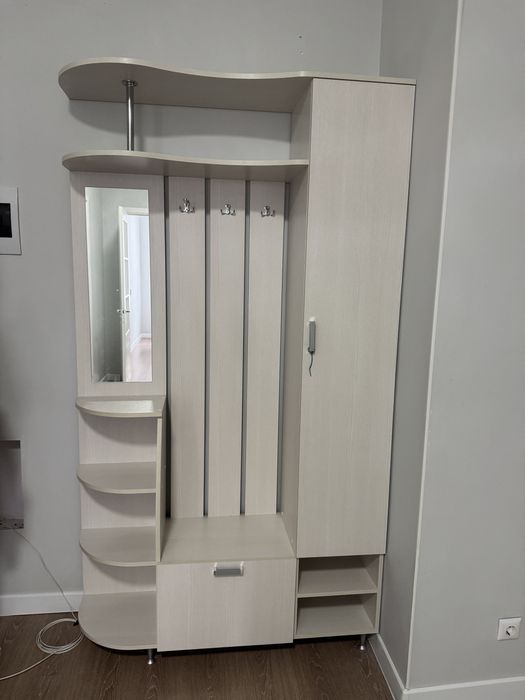 Шкаф для прихожей