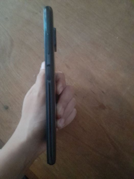 Телефон сатылады. Бахасын келисемиз. Обмен бар