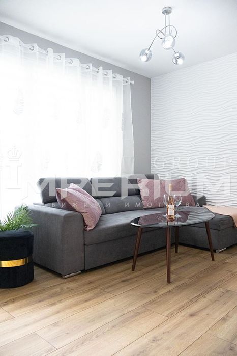 Дава се под наем Двустаен апартамент в Варна, Чайка - 75 кв.м за 816 € - Снимка #2