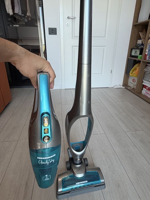 Aspirator vertical 2 în 1 Heinner Cloudy Sky – stare bună