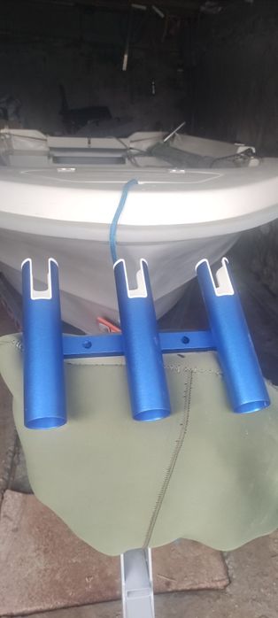 Стоика за три броя въдици