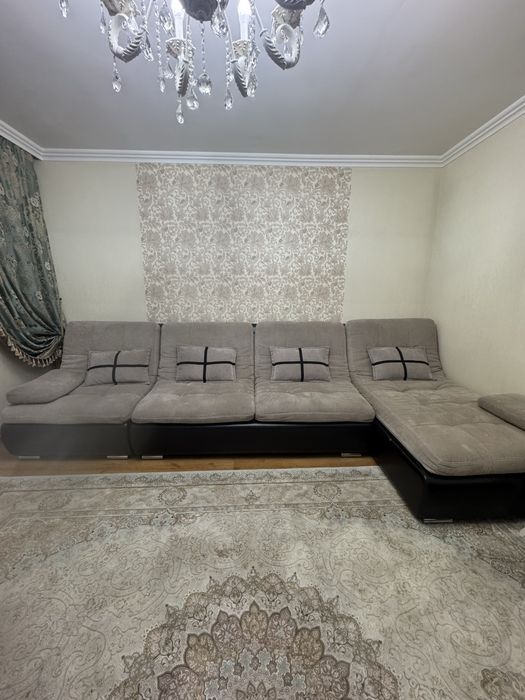 Диван угловой