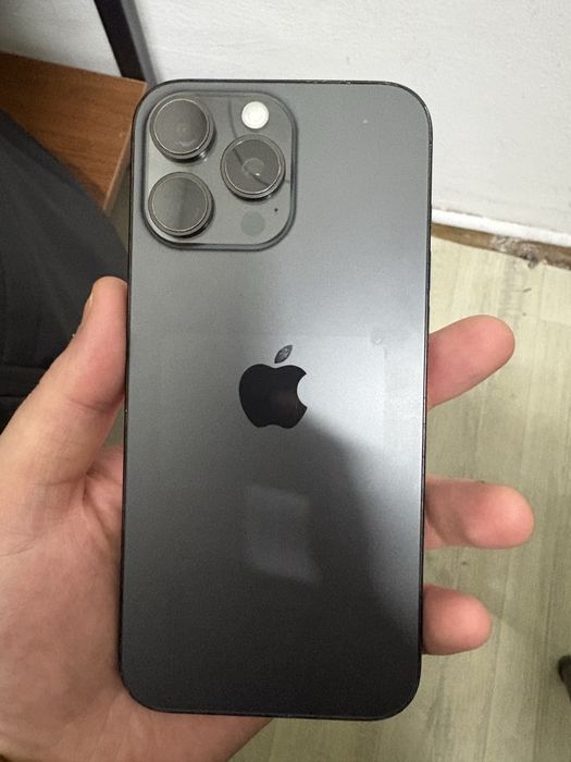 Продам Iphone 16 Pro Max