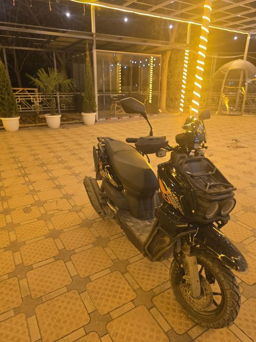 Moto tank modeli sotiladi