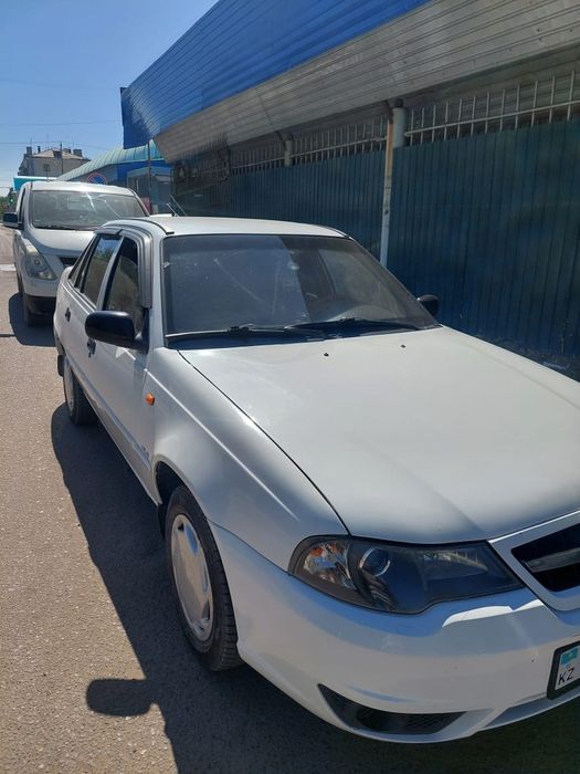 Продам Нексия 2 об.1,5