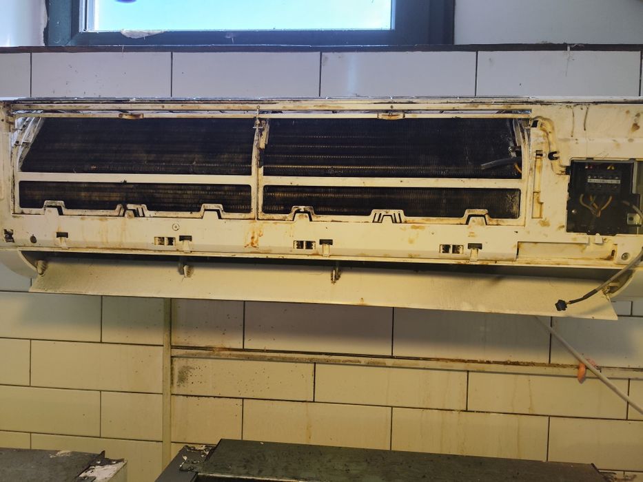 Servicii Profesionale de Curățare și Igienizare Aer Condiționat