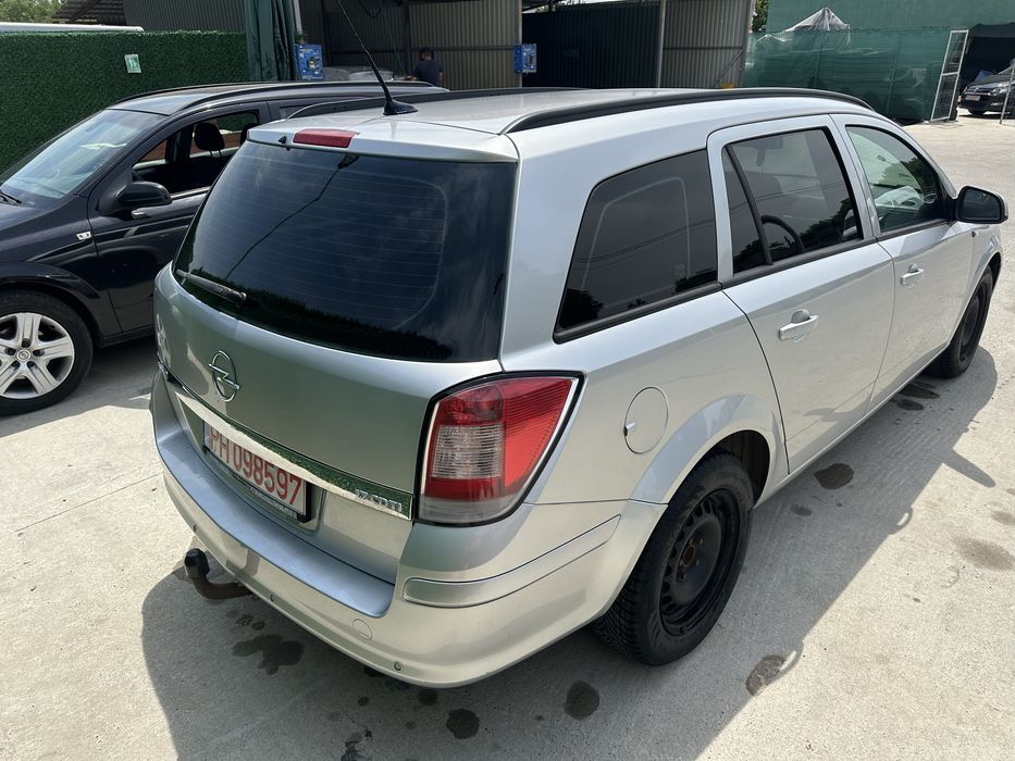 Opel astra h 2010 1.7 cdti