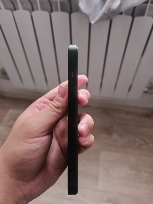 iPhone 13 256gb состояние хорошее