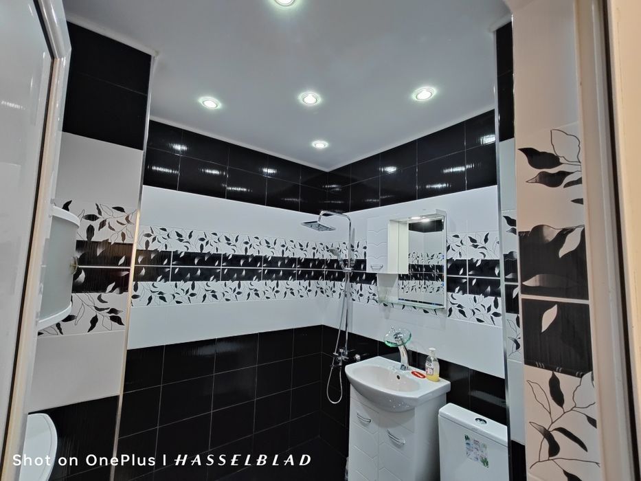 Тристаен апартамент под наем изцяло и основно ремонтиран всичко ново